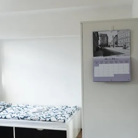 With 2 Beds In The Old Town 民宿