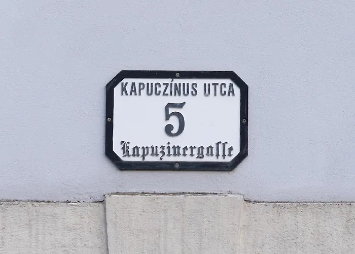 Accommodatie bij particulieren With 2 Beds In The Old Town