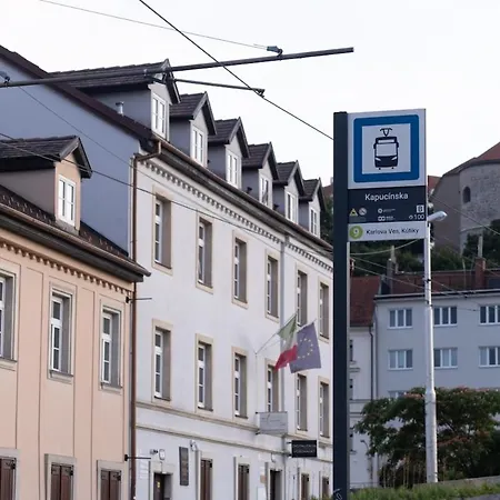 Homestay With 2 Beds In The Old Town